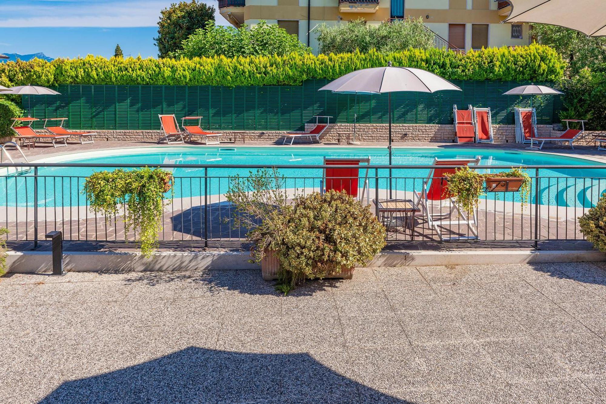 Residence Campana Bardolino Exterior photo